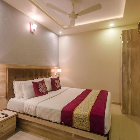Hygienic Hotel Liberty Plaza 孟买 外观 照片